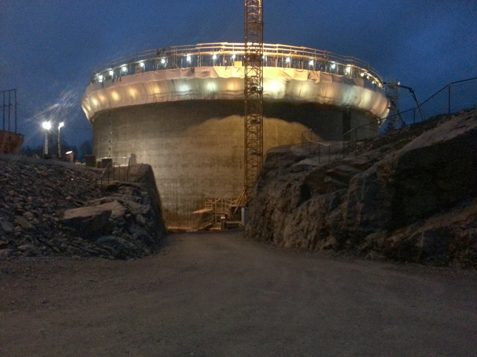 Prace żelbetowe - budowa zbiornika etanu w Stenungsund,Verstadsvägen (Szwecja)